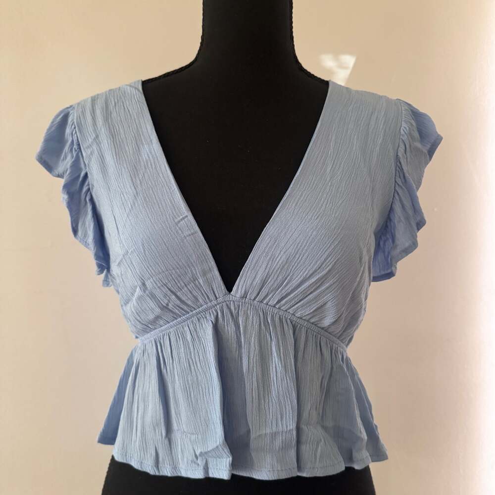 Women's V Neck Ruffled Sleeve Flared Eyelet Tank Blouse Top Light Blue M